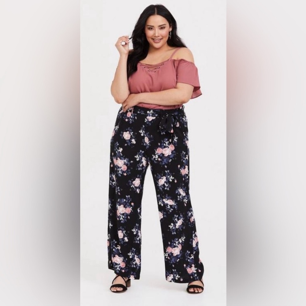 Torrid Boho Floral Wide Leg Challis Pull On Pant Size 00 | Medium NWT